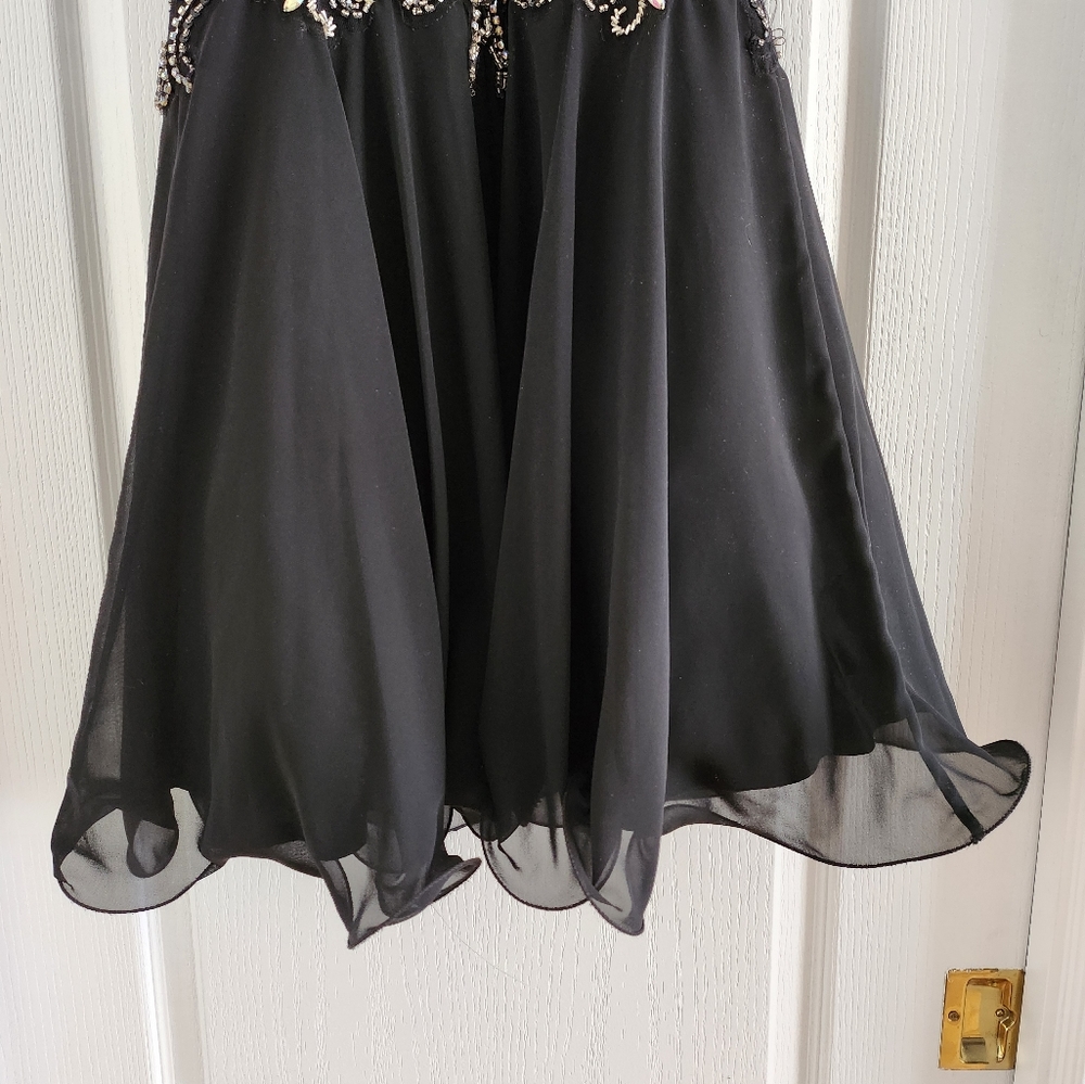Grad dress - Picture 8 of 14